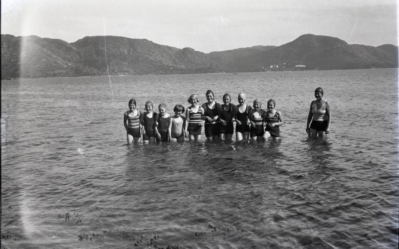 Bading på 1930-tallet. Foto: Stavanger Byarkiv
